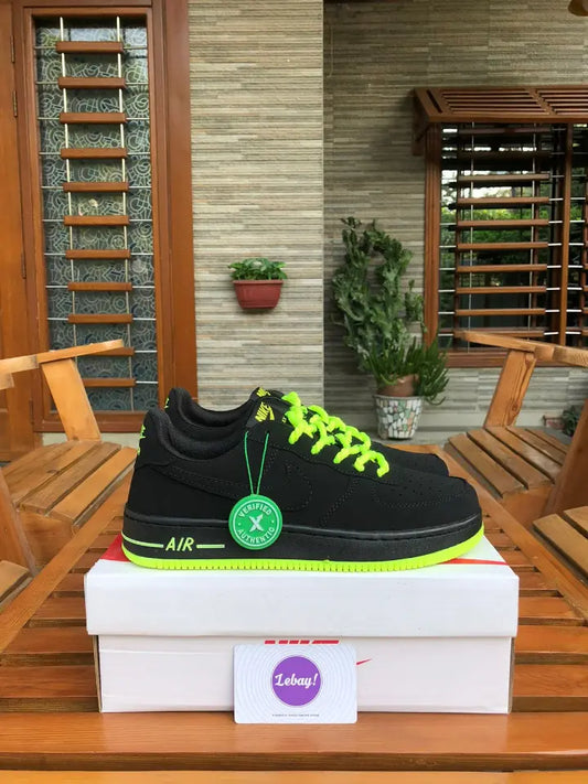 Nike Air Force 1 Triple Black (Suede Neon)