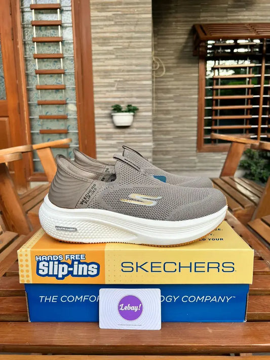 Skechers Ultra Light Padded Sole Series Silvers (Grade 8A)